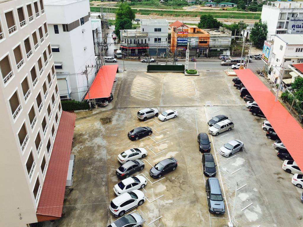 P.A. Thani Hotel Nakhon Sawan Exterior photo